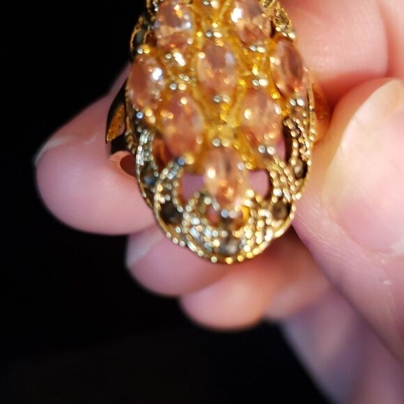 Vintage Gold and Orange Gemstone Ring - Picture 10 of 11